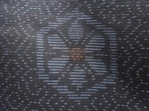 アンティーク　花亀甲模様織り出し本場泥大島紬着物アンサンブル